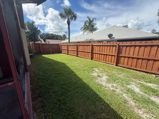 Residence photo 21