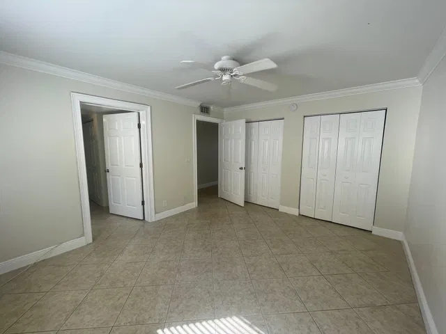 Village of North Palm Beach Unit 104 photo 9