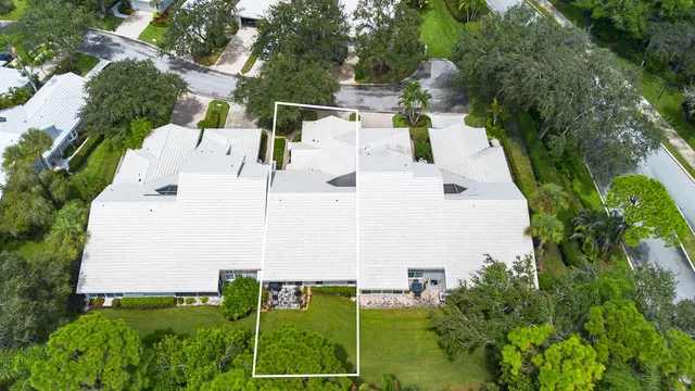 Monarch Country Club Residence photo 6