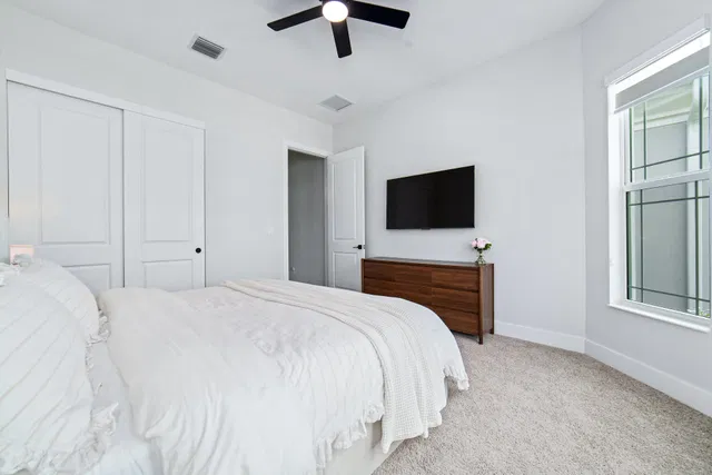 Residence photo 20