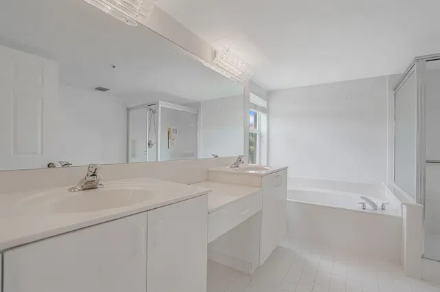 Unit 308 photo 24