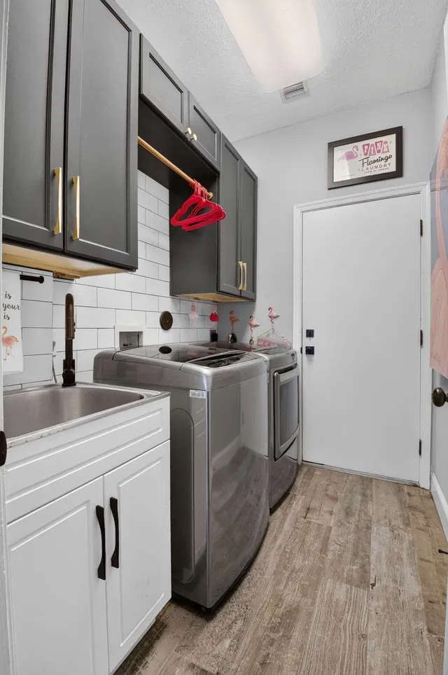 Residence photo 24