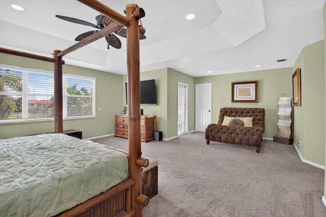 Residence photo 32