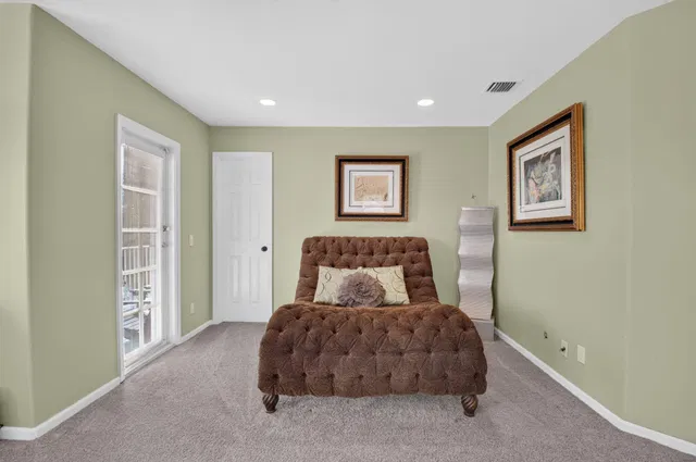 Residence photo 34