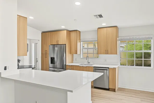 Residence photo 11