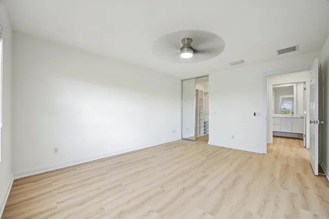 Residence photo 23