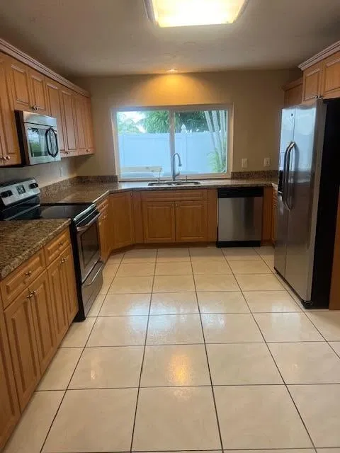Residence photo 2