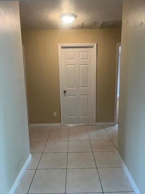Residence photo 8