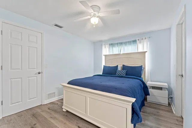 Residence photo 17