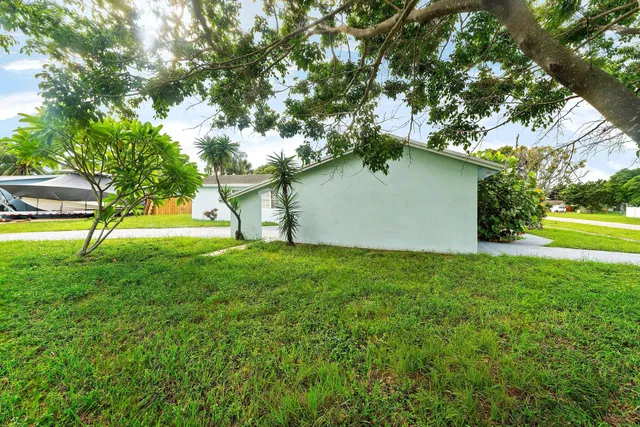 Residence photo 30