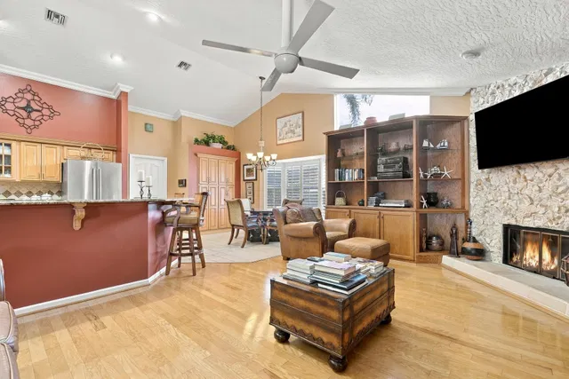 Residence photo 9