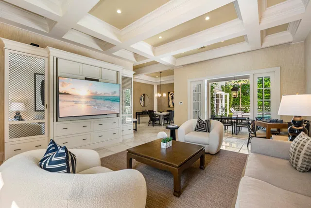 Estate Section Palm Beach Residence photo 15