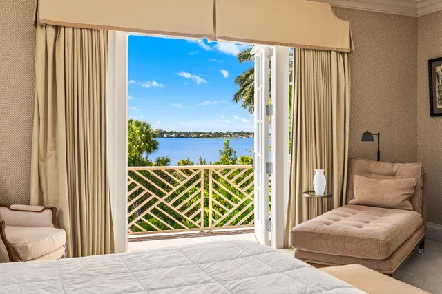 Estate Section Palm Beach Residence photo 23