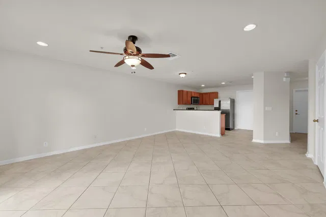 Residence photo 9