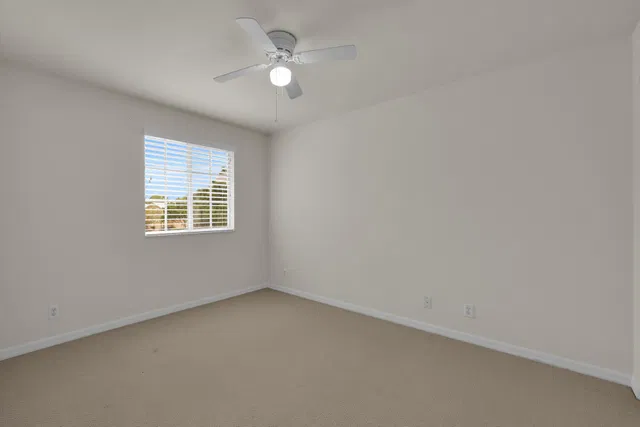 Residence photo 21
