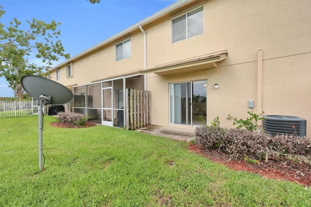 Residence photo 27