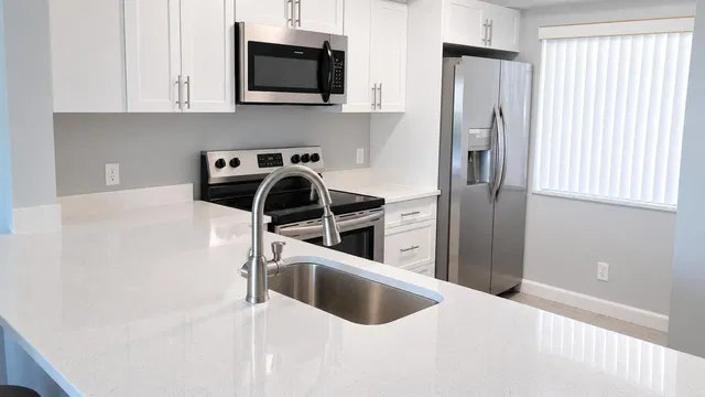 Unit 206 photo 2