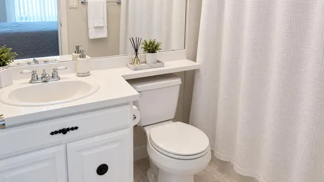 Unit 206 photo 8