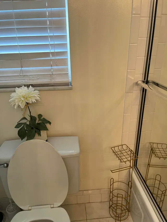  Unit 402 photo 13