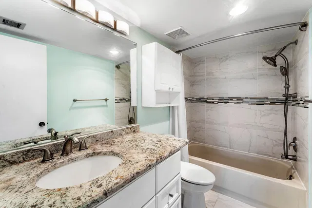 Eastpointe Country Club Unit 204 photo 18