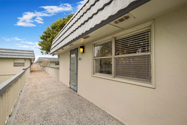  Residence photo 24
