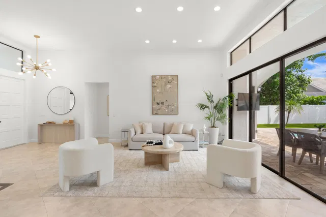 Residence photo 6