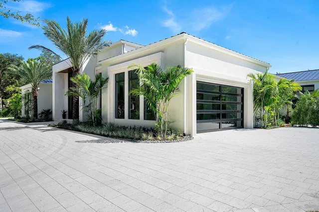  Residence photo 5