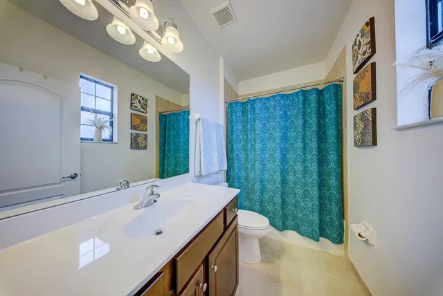 Residence photo 26