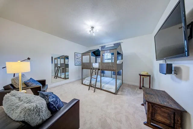Residence photo 29