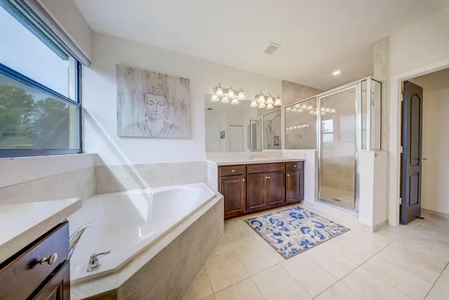 Residence photo 35