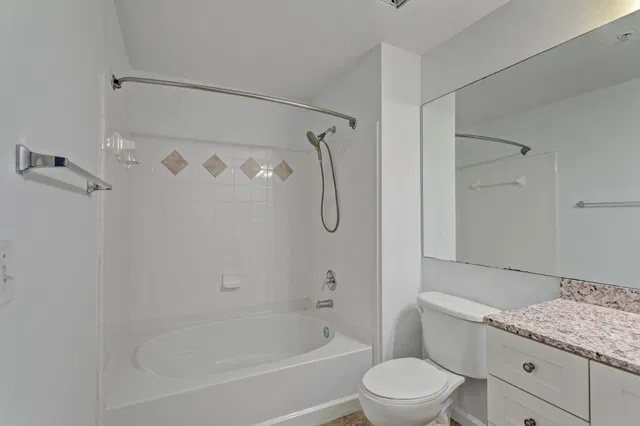  Unit 103 photo 14
