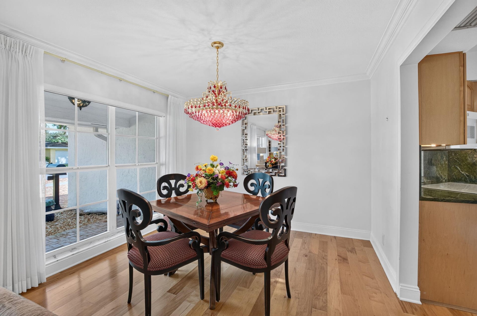 Residence photo 5