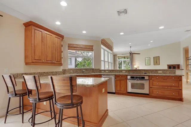 Eagles Landing Residence photo 14
