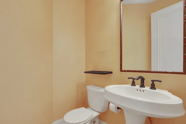 Eagles Landing Residence photo 25