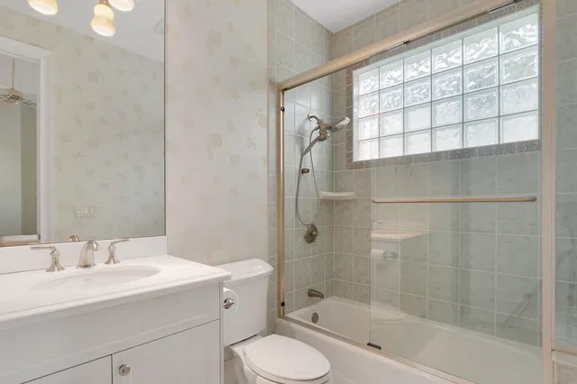 Eagles Landing Residence photo 26