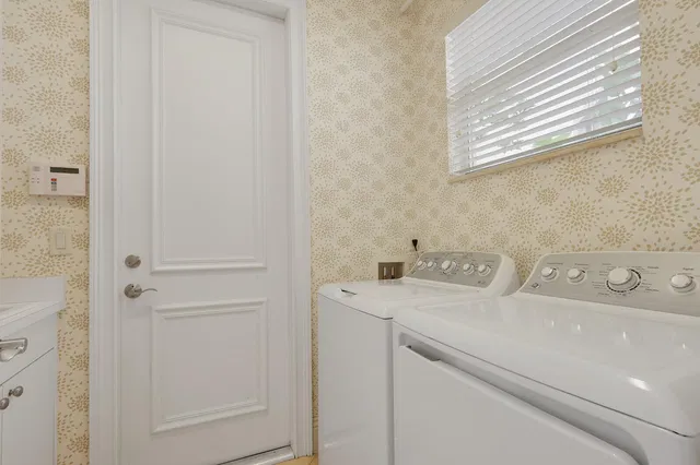 Eagles Landing Residence photo 27