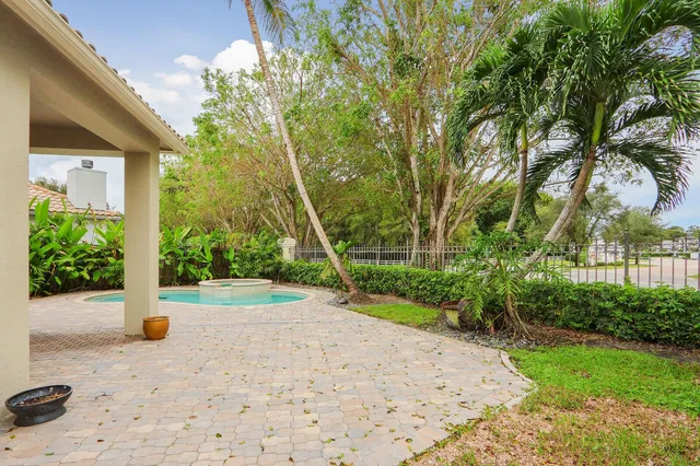 Eagles Landing Residence photo 29