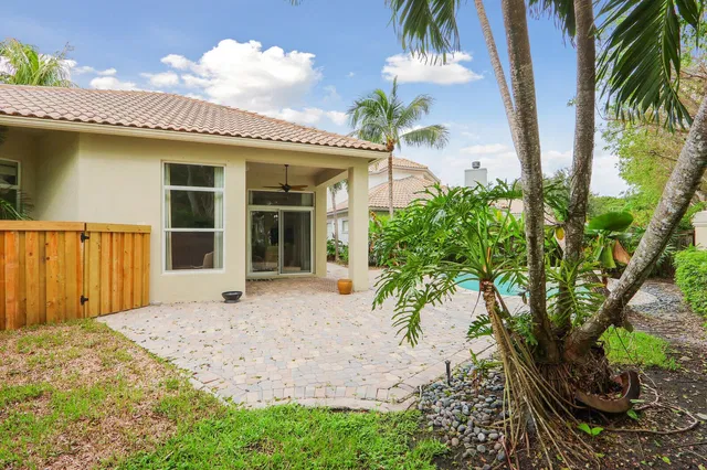 Eagles Landing Residence photo 31