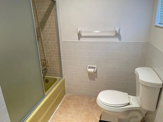 Unit H photo 10
