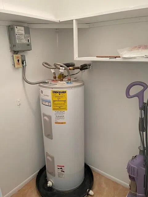Unit H photo 12