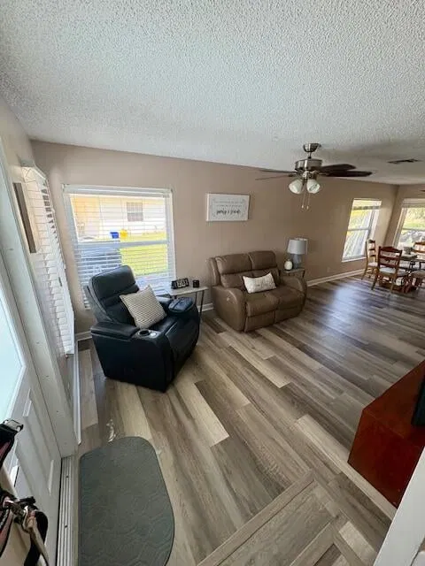 Residence photo 6