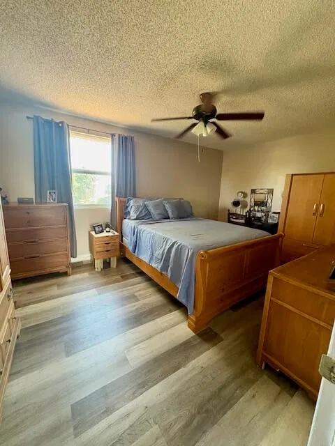 Residence photo 24