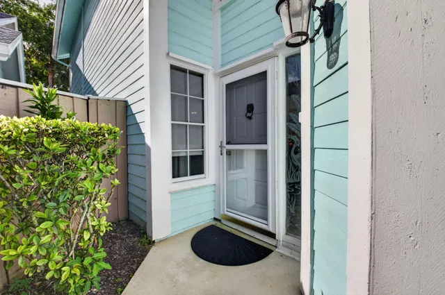 Residence photo 5