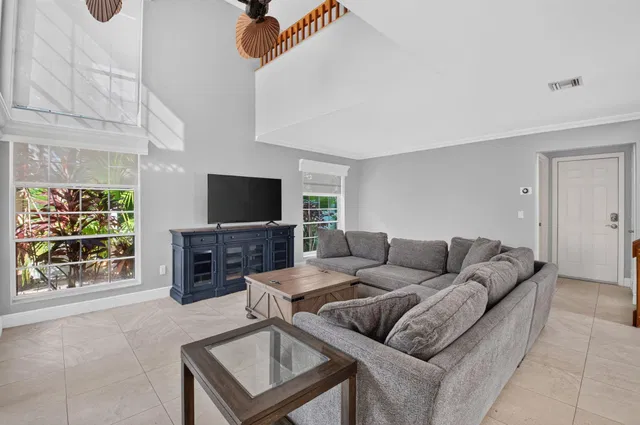 Residence photo 8
