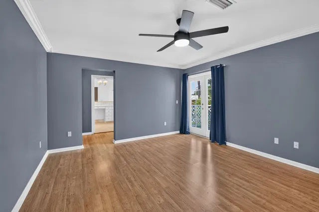 Residence photo 32