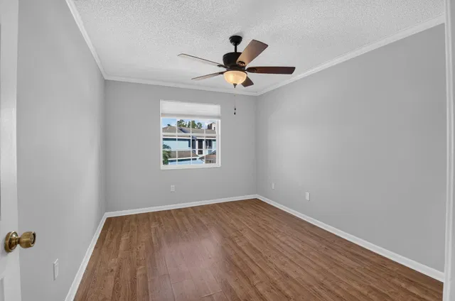 Residence photo 38