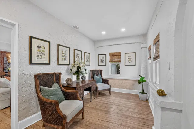Old Northwood Residence photo 12