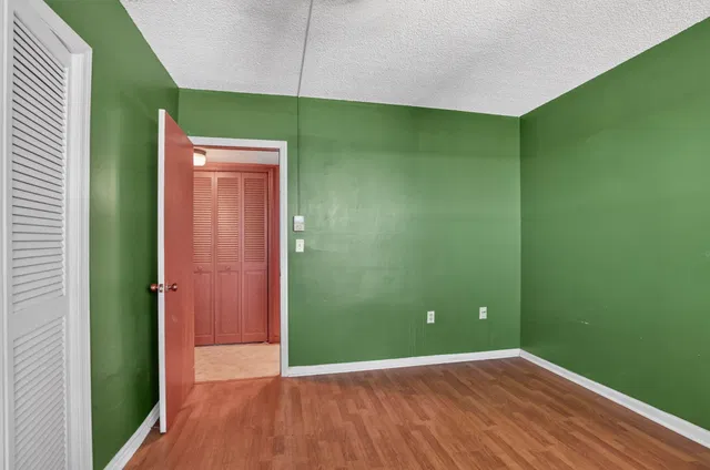 Unit 1541 photo 20