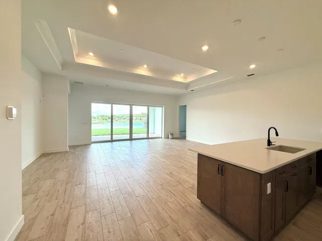  Unit 112 Ashby photo 9
