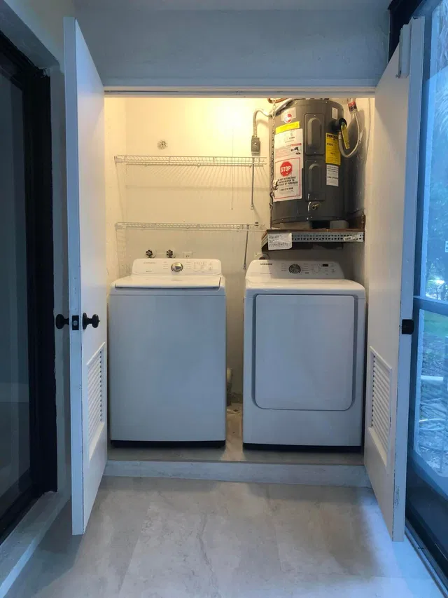Unit 111 photo 26